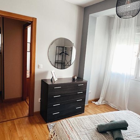 La Boheme Apartamentos - Acogedor Y Luminoso Apartamento En El Centro O Grove Ngoại thất bức ảnh